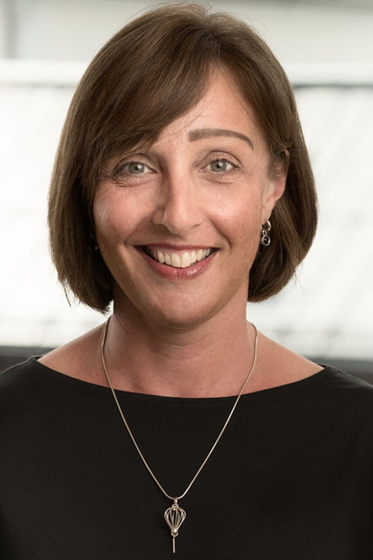 StGIS_teacher_portraitsWEB Names 2019-2020_0000s_0032_PORTRAIT_Elizabeth La Rondie.jpg StGIS_teacher_portraitsWEB Names 2019-2020_0000s_0032_PORTRAIT_Elizabeth La Rondie.jpg